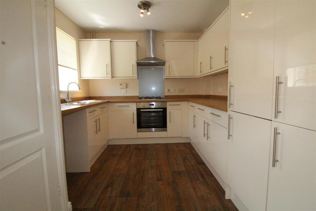 Dining kitchen