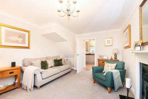 2 bedroom semi-detached house for sale, Irvine Way, York