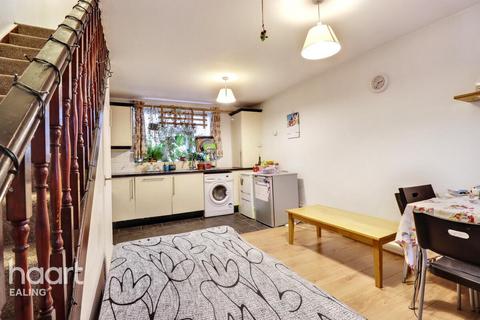 undefined, Sycamore Avenue, LONDON