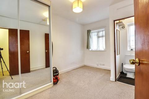 undefined, Sycamore Avenue, LONDON