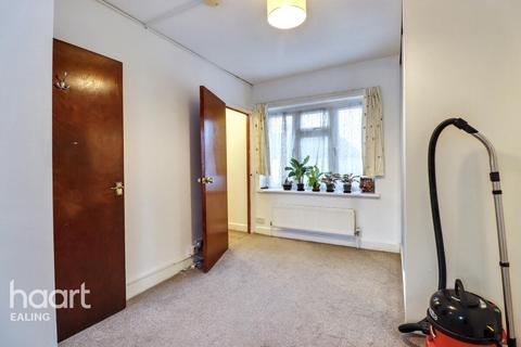 undefined, Sycamore Avenue, LONDON