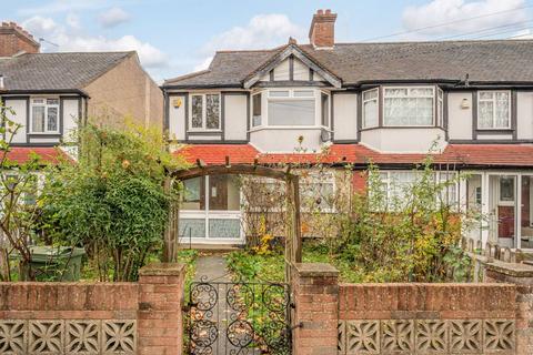 4 bedroom semi-detached house for sale, Commonside East, Mitcham, CR4