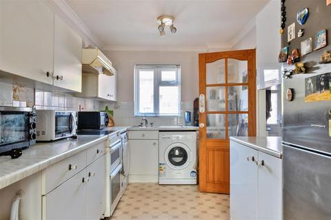undefined, Maslen Close, Devizes