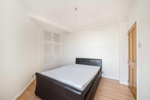 2 bedroom flat to rent, St. Johns Wood Road, London NW8