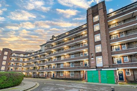 3 bedroom flat to rent, Aspen Gardens, Hammersmith, London, W6