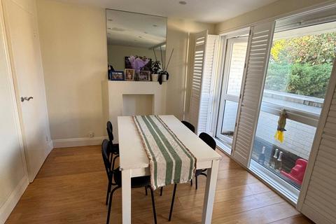 undefined, Nursery Close, London, SW15