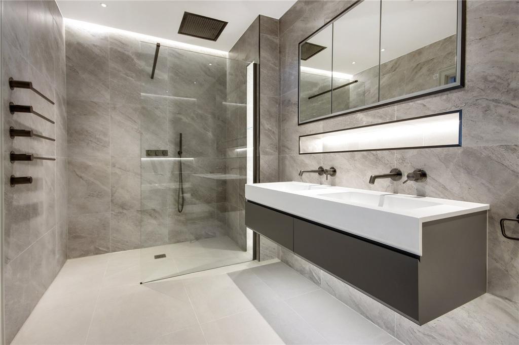 Plot 2 Ensuite