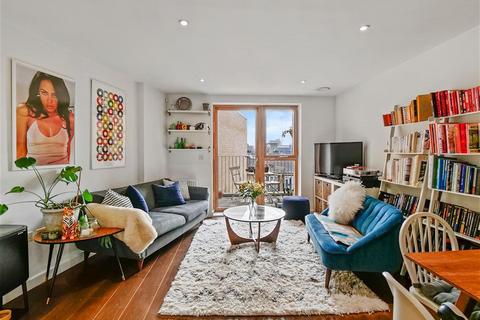 2 bedroom apartment for sale, Bocking Street, London Fields, E8