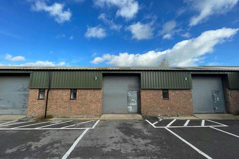 Warehouse to rent, Thame Rd Haddenham HP17 8BY
