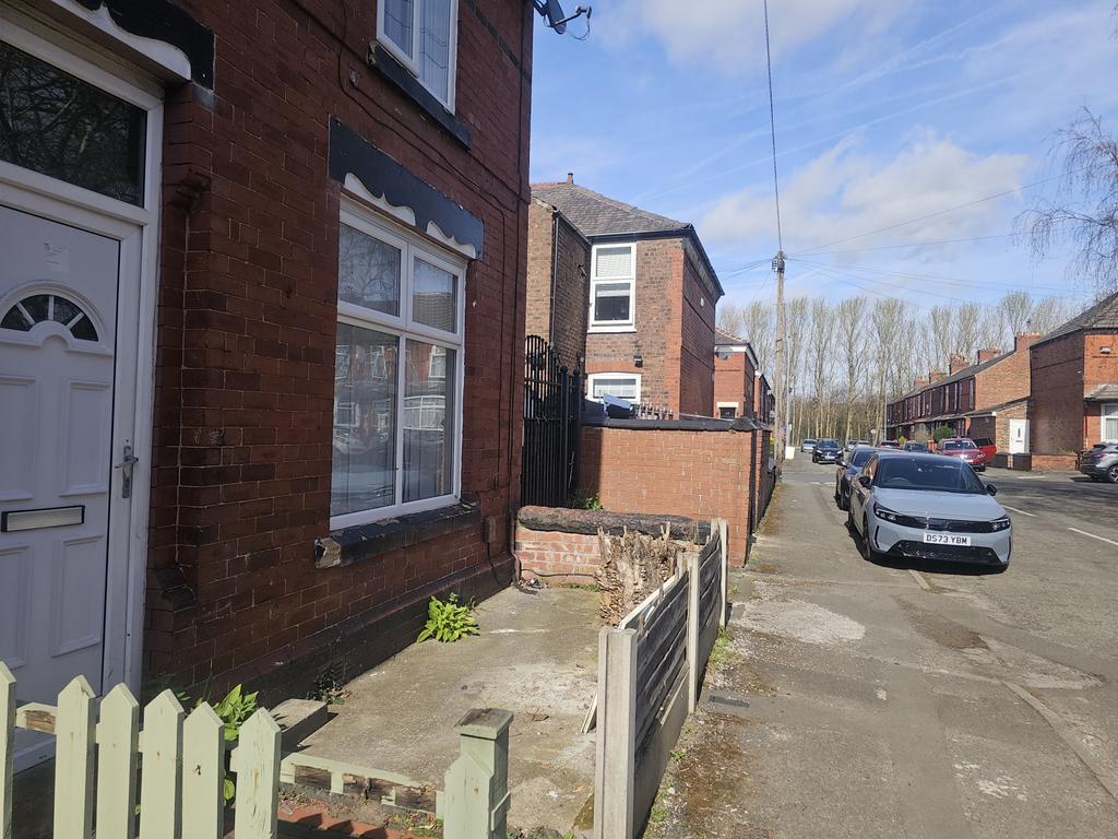 3 Bedroom House To Let