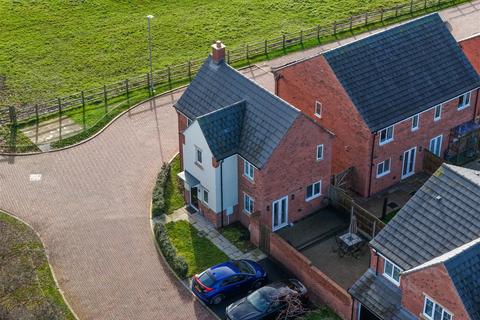 Mercian Way, Cheadle