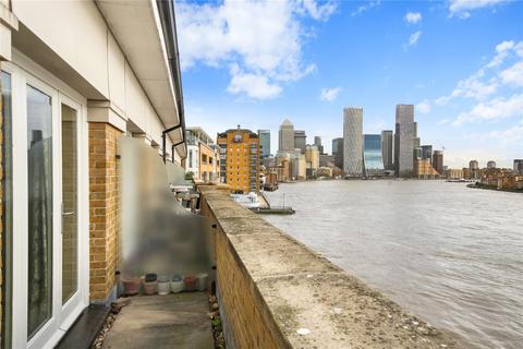 undefined, Narrow Street, E14