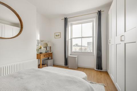 3 bedroom flat for sale, Mildmay Park, Islington, London, N1