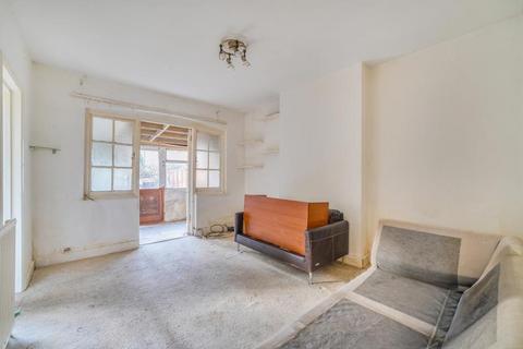 undefined, Fernbank Avenue, Wembley, HA0 2TR