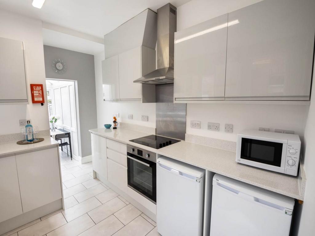 41 St Martins Road C