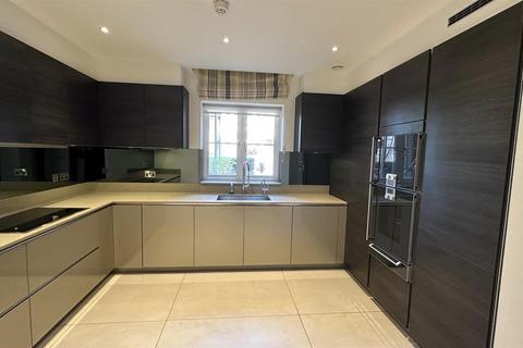 undefined, Mill Hill  NW7
