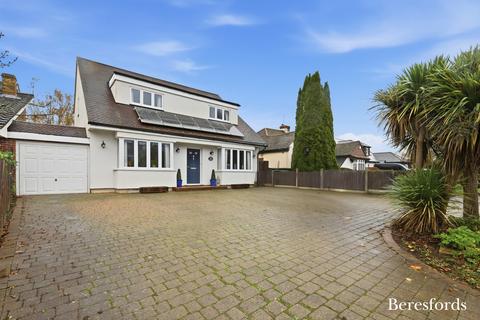 4 bedroom detached house for sale, Nine Ashes Road, Nine Ashes, CM4