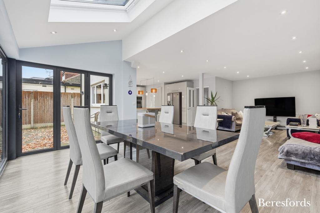 Kitchen/Family Room