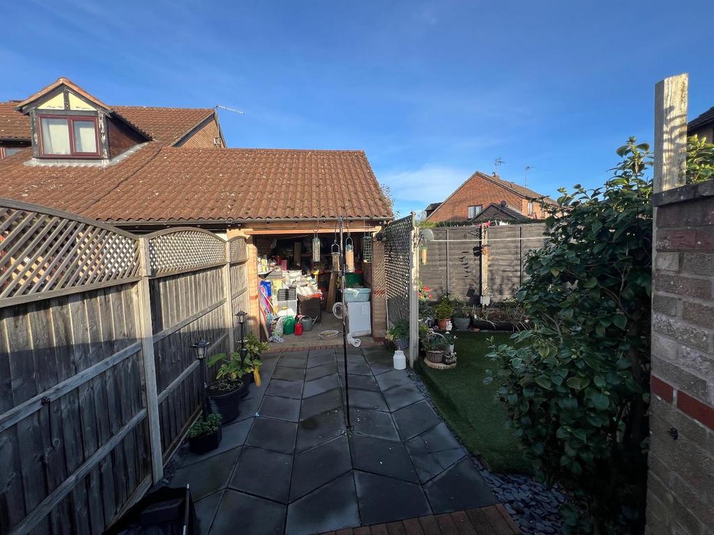 Driveway & Garage