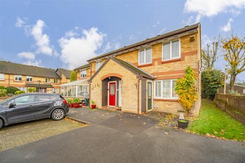 1 bedroom maisonette for sale, Auriol Drive, Uxbridge UB10