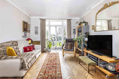 2 bedroom flat for sale, Okehampton Road, Kensal Rise NW10