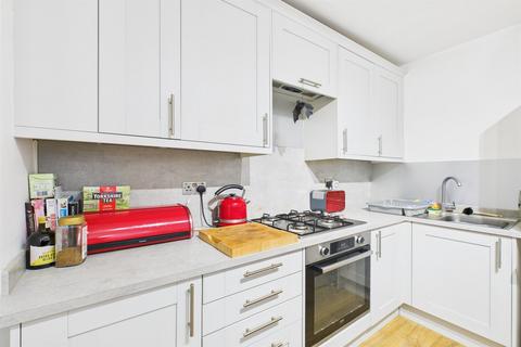 2 bedroom maisonette for sale, Tankerville Road, Streatham, SW16