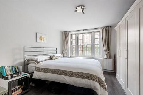 undefined, Ebury Bridge Road, London, SW1W