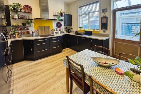 undefined, Moorhead Lane, Shipley, BD18