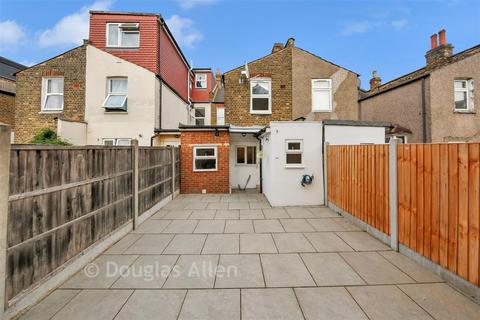 3 bedroom terraced house for sale, Wolsey Avenue, Walthamstow