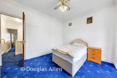3 bedroom terraced house for sale, Wolsey Avenue, Walthamstow