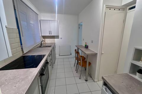 1 bedroom flat to rent, Kimble House, N7