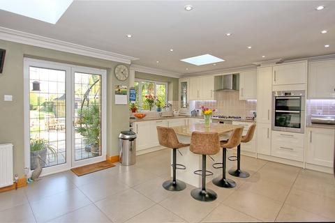 4 bedroom detached house for sale, Narcot Lane, Chalfont St. Giles, Buckinghamshire