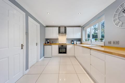 4 bedroom detached house for sale, Highgate Close, Runcorn WA7