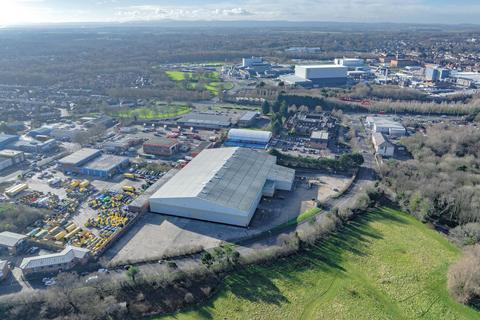 Warehouse to rent, Pool Ln Wirral CH62 4UE