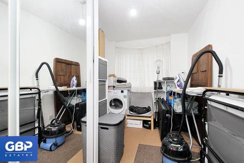 undefined, Winston Close, Romford, RM7