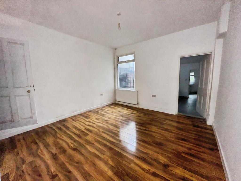 6 T202511120849.jpg