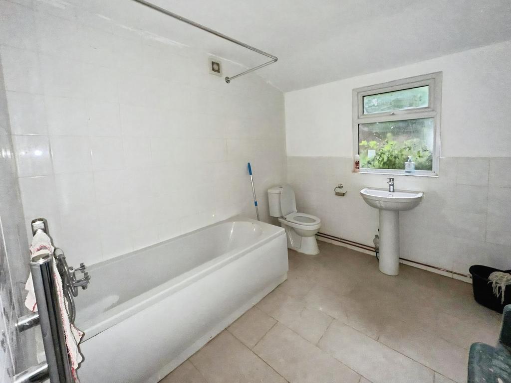 4 T202511120849.jpg