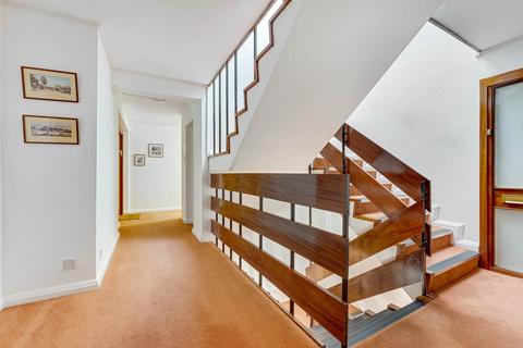 2 bedroom flat for sale, Sommerville Court, Broughton Park