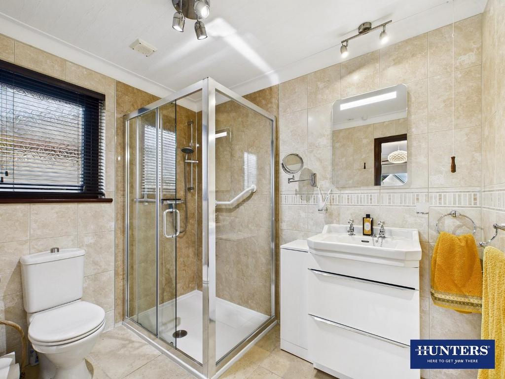 Master En-Suite