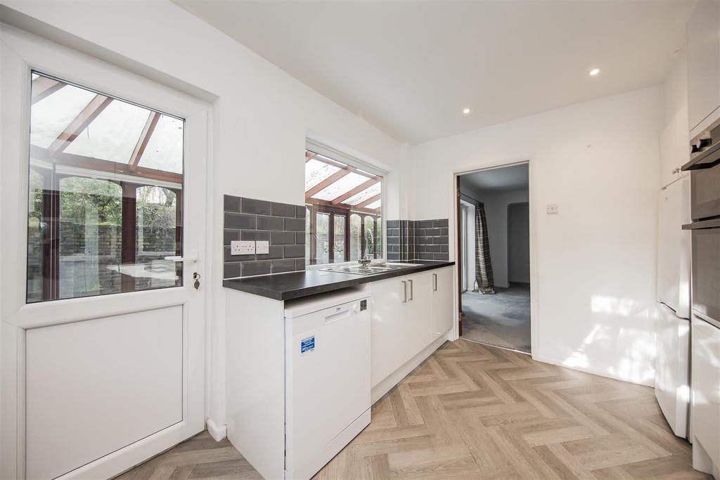 Modern Kitchen
