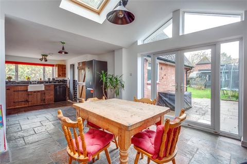 undefined, Old Bath Road, Berkshire RG10