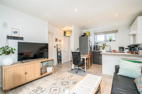 undefined, Bedford Hill, London SW12