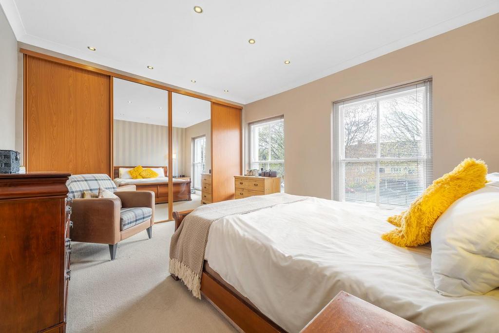 Bedroom 1.JPG