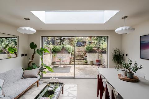 4 bedroom terraced house for sale, Trafalgar Avenue IV, Trafalgar Avenue