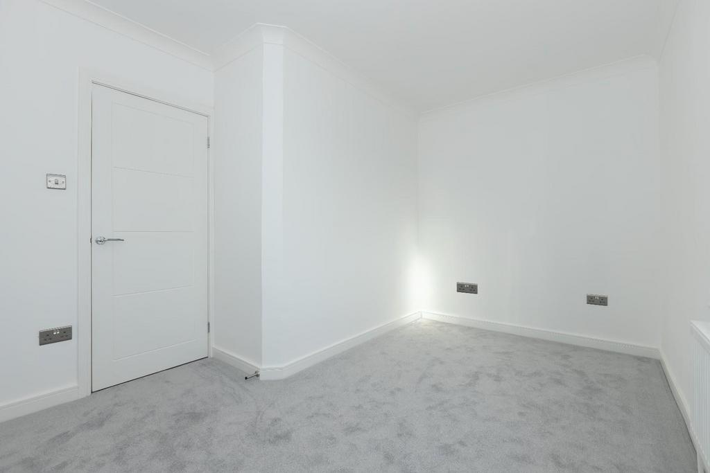 Freshbrook rd 3.jpg