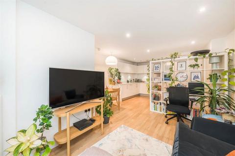 1 bedroom flat to rent, Old Bethnal Green Road, London E2