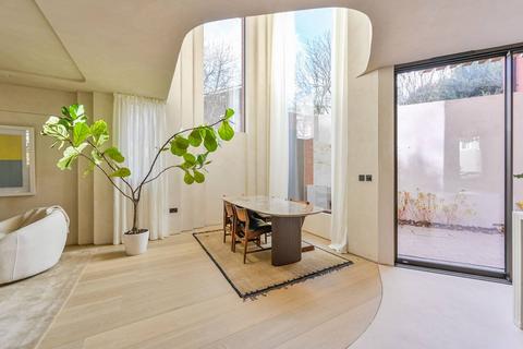 4 bedroom detached house to rent, Heathpoint House, Gospel Oak, London, NW5
