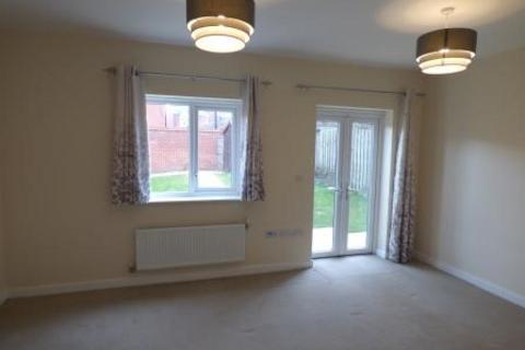 2 bedroom terraced house to rent, Croppings Park, Telford TF4