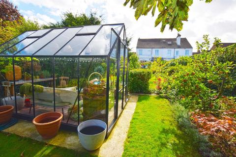 3 bedroom semi-detached house for sale, First Avenue, Gillingham