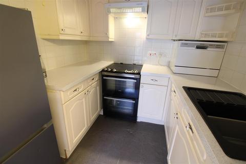 2 bedroom apartment for sale, Briary Court, Cowes PO31